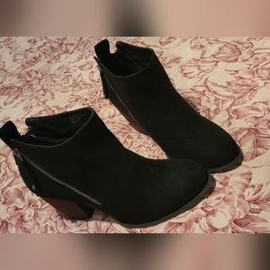 Torrid Black Double Zip Boots, size 9.5